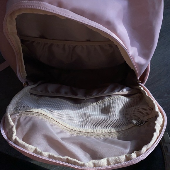 Laptop/School/Work Backpack - Picture 4 of 9